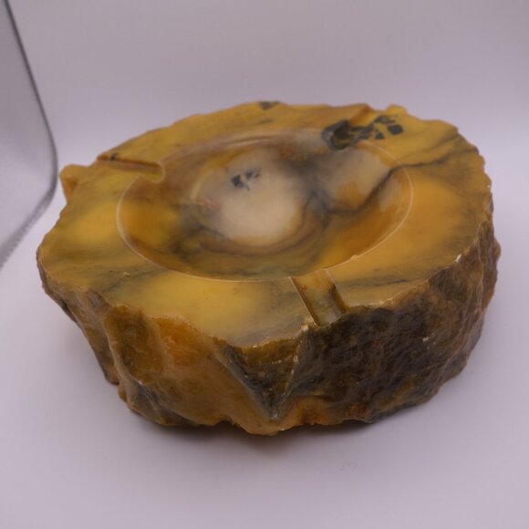 Genuine Alabaster Made in Italy Ash Tray - Picture 7 of 16